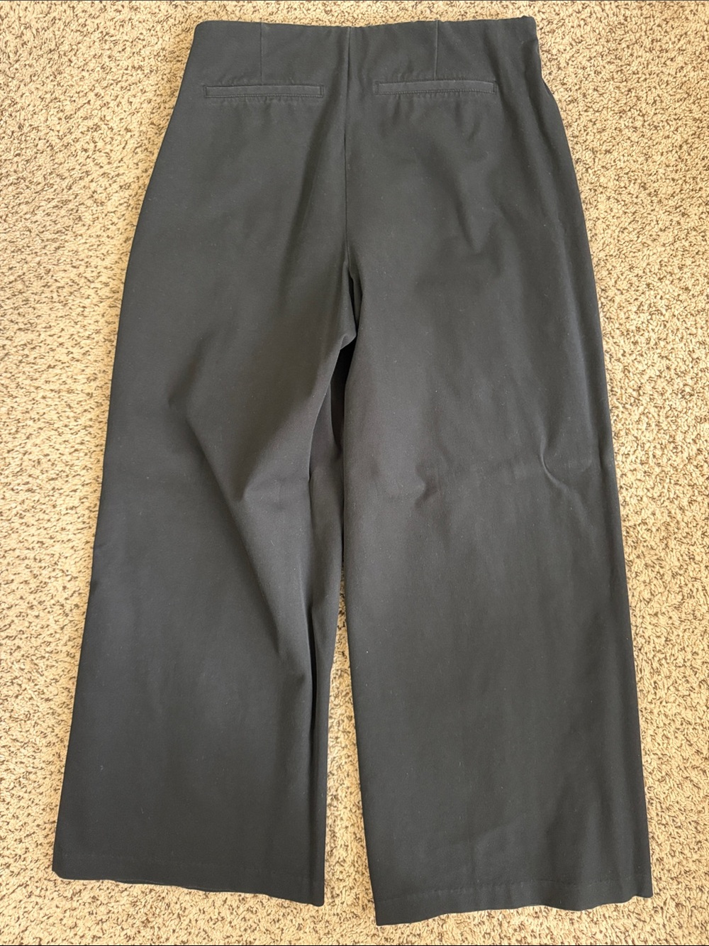 Old Navy wide leg pull on pants in a lighter black color - Picture 6 of 7